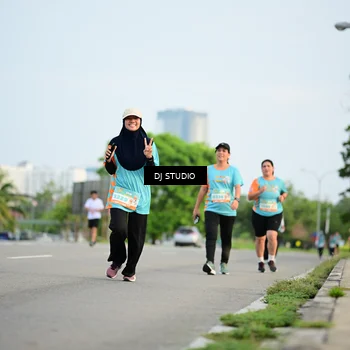 Runner Photo 8343105