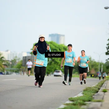 Runner Photo 8343108