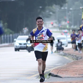 Runner Photo 8343145