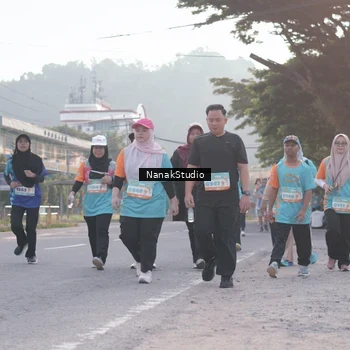 Runner Photo 8343151