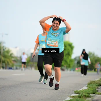 Runner Photo 8343154