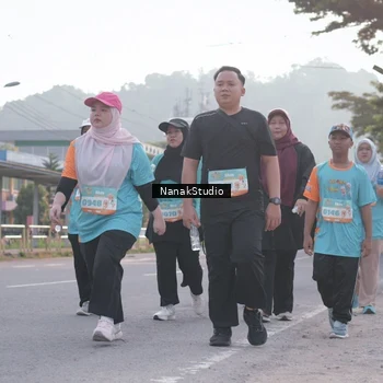 Runner Photo 8343172