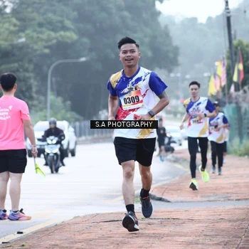 Runner Photo 8343181