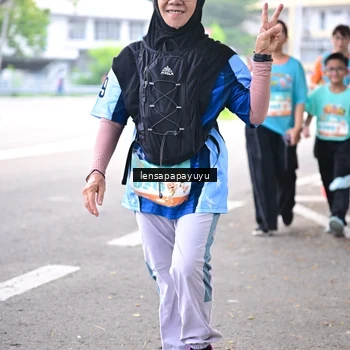 Runner Photo 8343210
