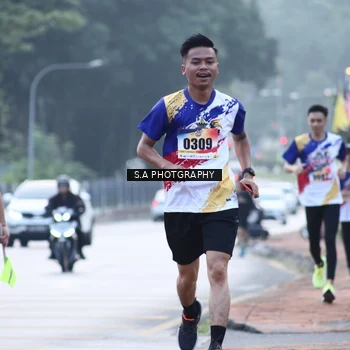 Runner Photo 8343222