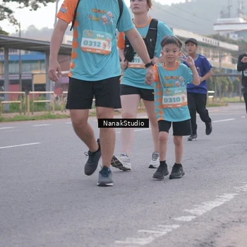 Runner Photo 8343226
