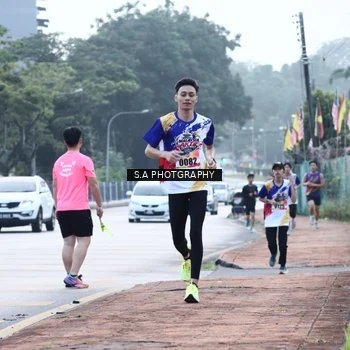 Runner Photo 8343245