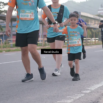 Runner Photo 8343251