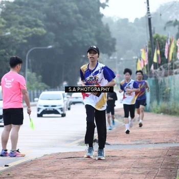 Runner Photo 8343256