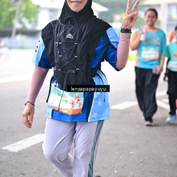 Runner Photo 8343274