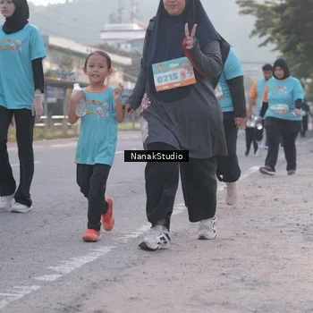 Runner Photo 8343283