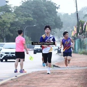 Runner Photo 8343304