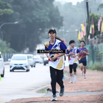 Runner Photo 8343305