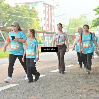 Runner Photo 8343334