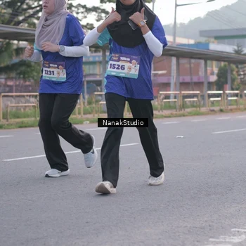 Runner Photo 8343347
