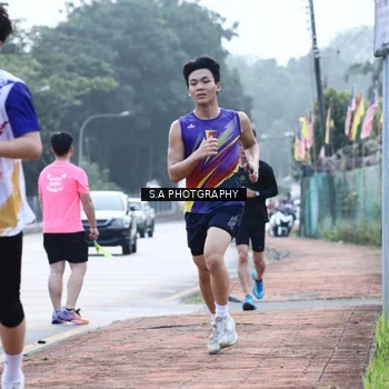 Runner Photo 8343351