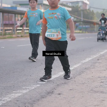 Runner Photo 8343362
