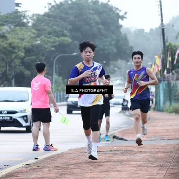 Runner Photo 8343365