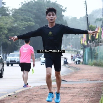 Runner Photo 8343418