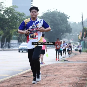 Runner Photo 8343427