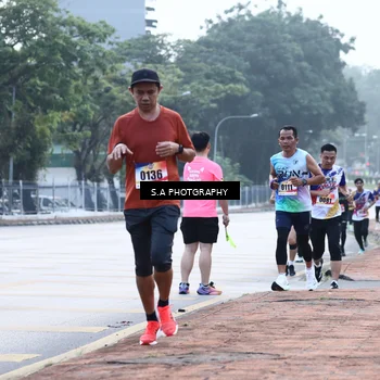 Runner Photo 8343459