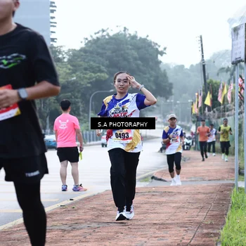 Runner Photo 8343579