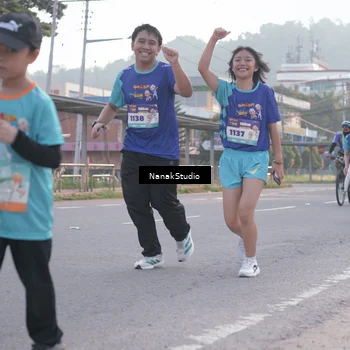 Runner Photo 8343608