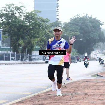 Runner Photo 8343625