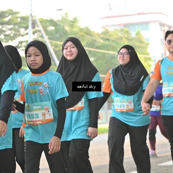 Runner Photo 8343654