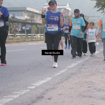 Runner Photo 8343661