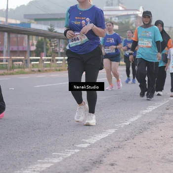 Runner Photo 8343678
