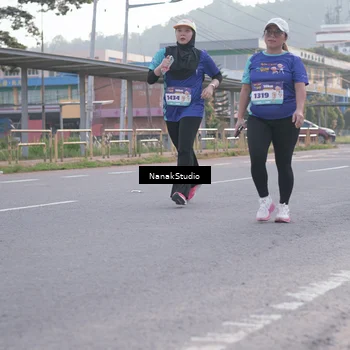 Runner Photo 8343726