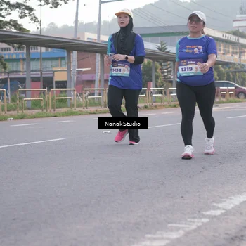 Runner Photo 8343731