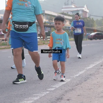 Runner Photo 8343772