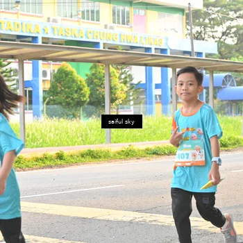 Runner Photo 8343787
