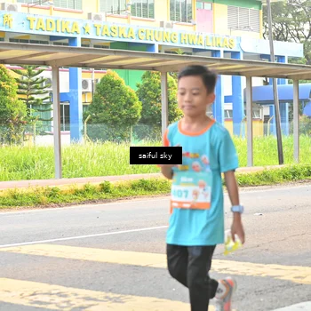 Runner Photo 8343804