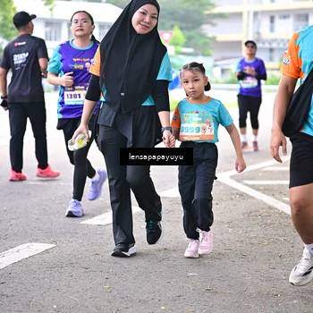 Runner Photo 8343807
