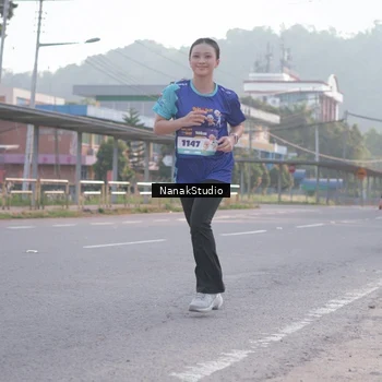 Runner Photo 8343822