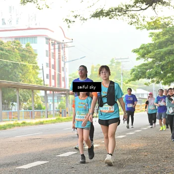 Runner Photo 8343884