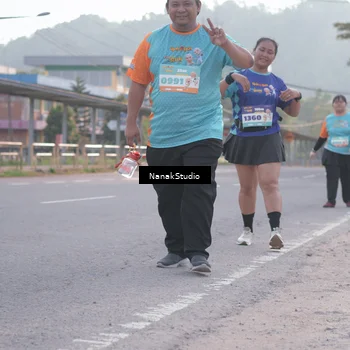 Runner Photo 8343901