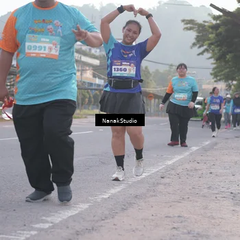 Runner Photo 8343906