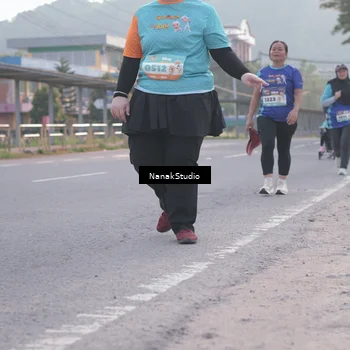 Runner Photo 8343946