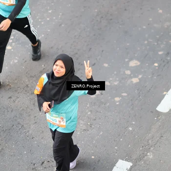 Runner Photo 8343949