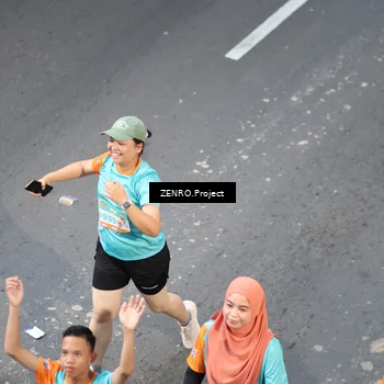 Runner Photo 8343951