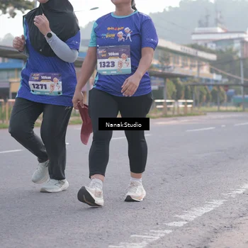 Runner Photo 8343977