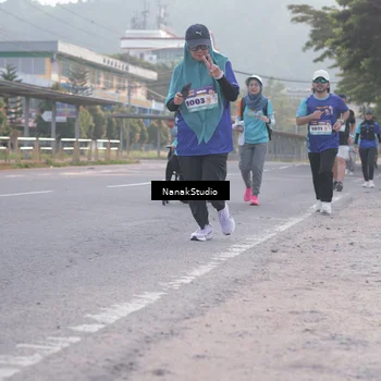 Runner Photo 8343991