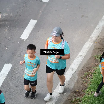 Runner Photo 8343998