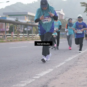 Runner Photo 8344006