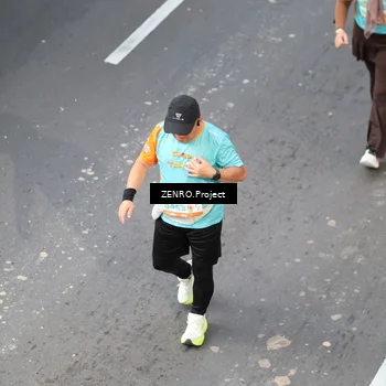 Runner Photo 8344029