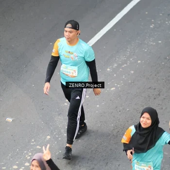 Runner Photo 8344037